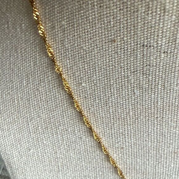 NWOT Dragon Fly Imperial Jade & Cubic Zirconia Gold Plated Necklace. - Picture 5 of 7